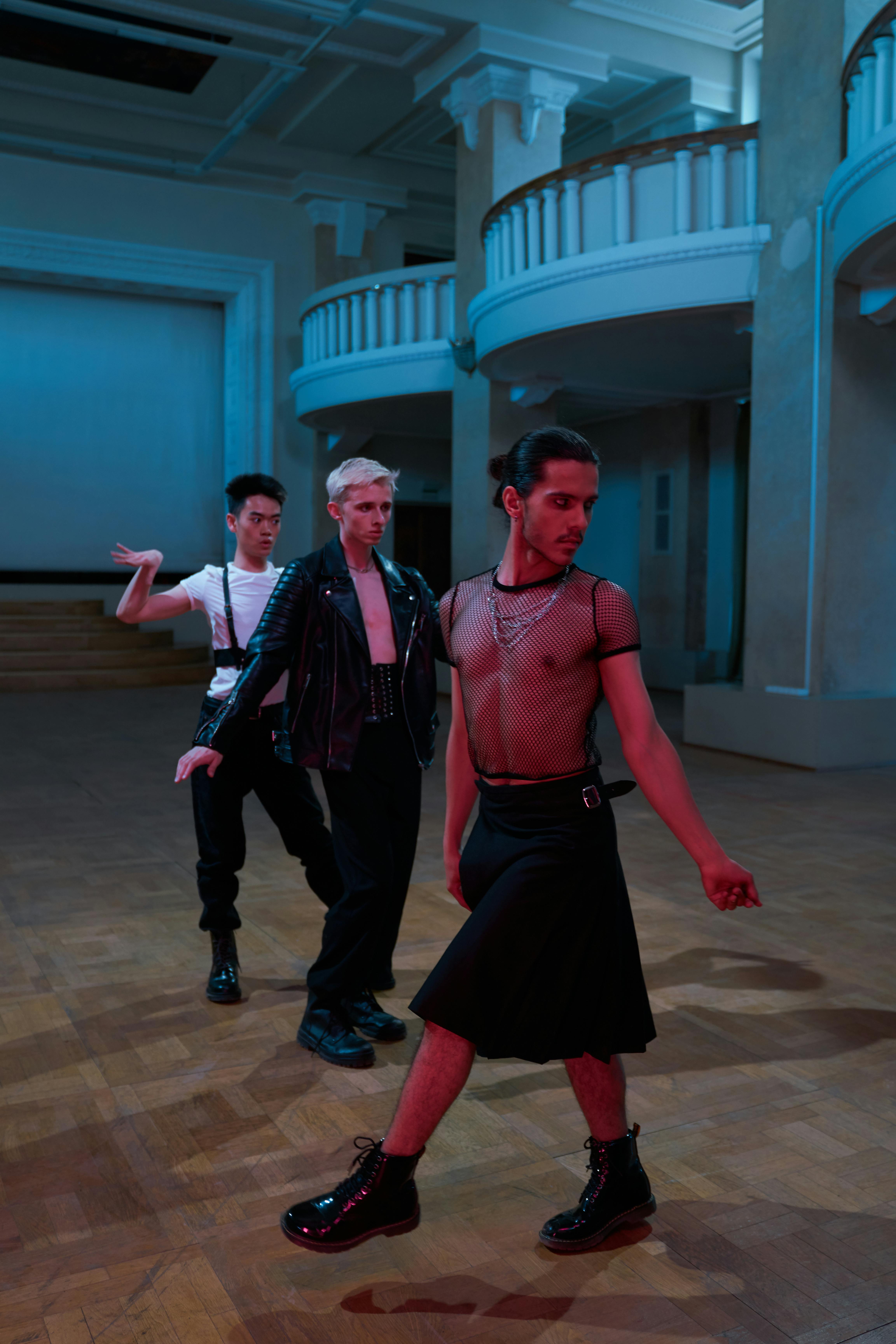 Ilmainen kuvapankkikuva tunnisteilla asento, avantgardisti, dynaaminen liike Kuvapankkikuva