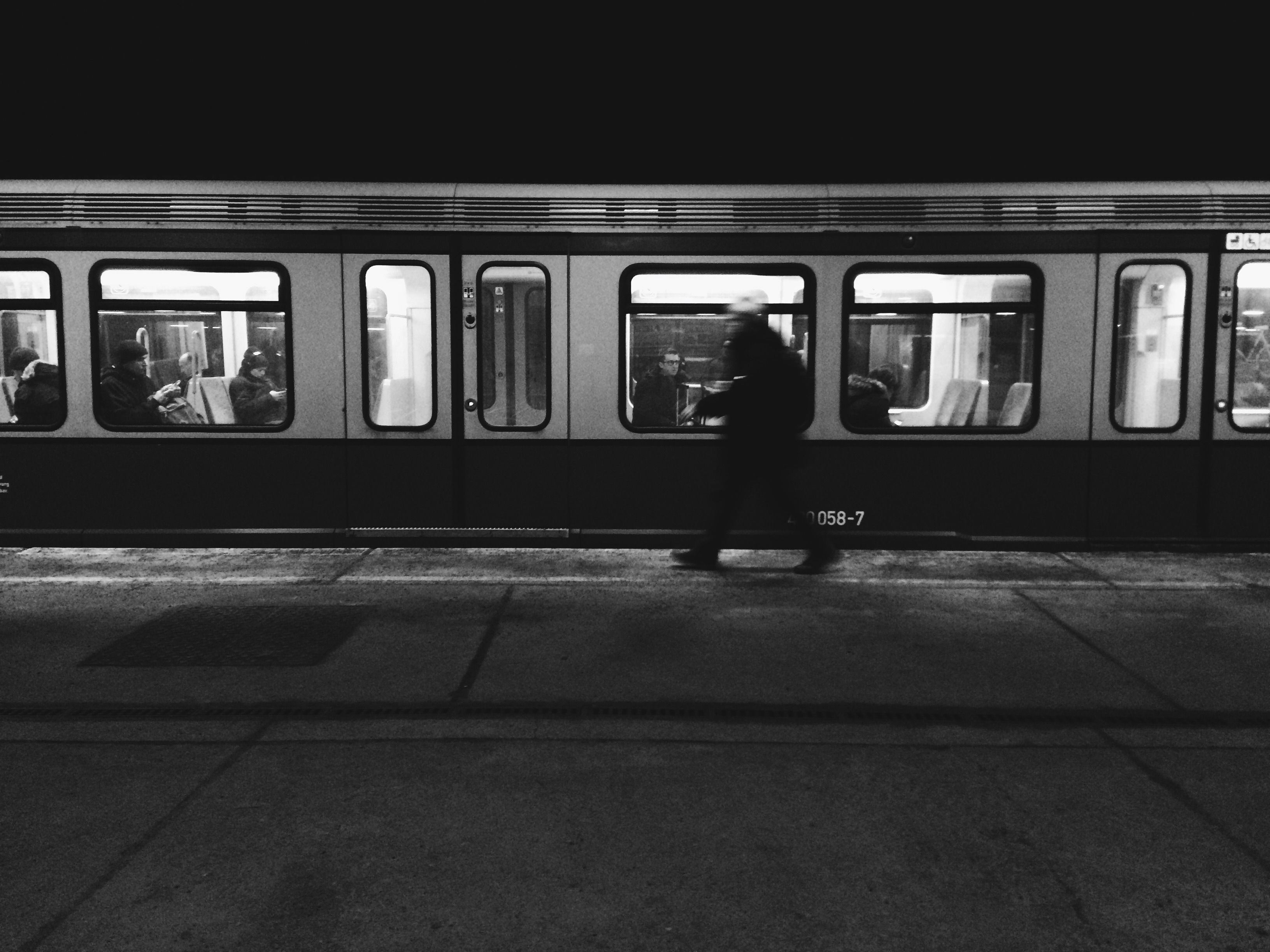 Evening metro run into the centre