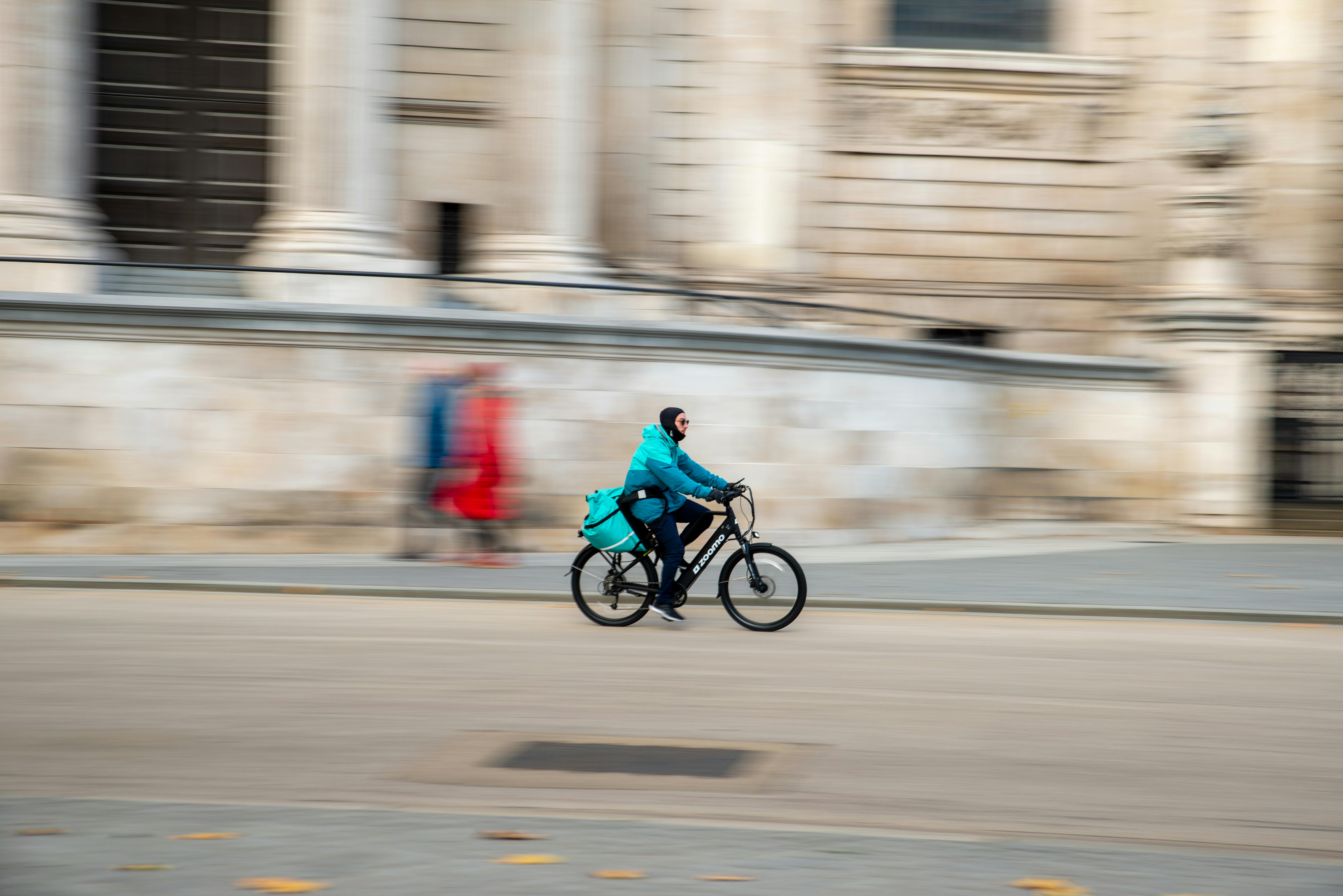 How Folding Ebikes Are Changing Urban Mobility — Photo by Mr Alex Photography on Pexels