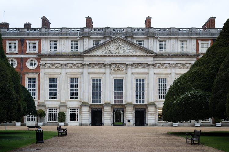 Exterior The Hampton Court Palace East Facade In London