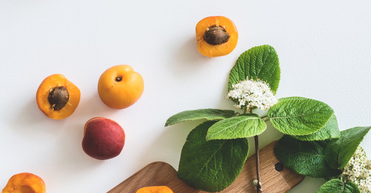 How long do edible flowers last in the fridge