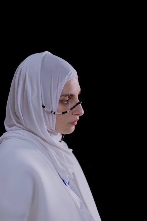 Free Woman in White Hijab on Black Background Stock Photo