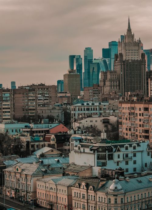 Free Aerial view of Moscow's skyline featuring modern skyscrapers and historic buildings. Stock Photo