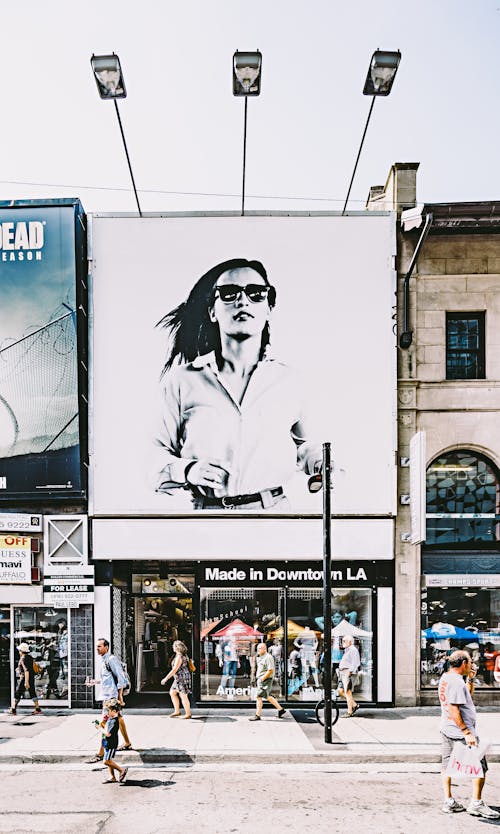 ảnh Billboard Of Woman In Black And White