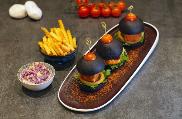 Paneer Crunch Burger