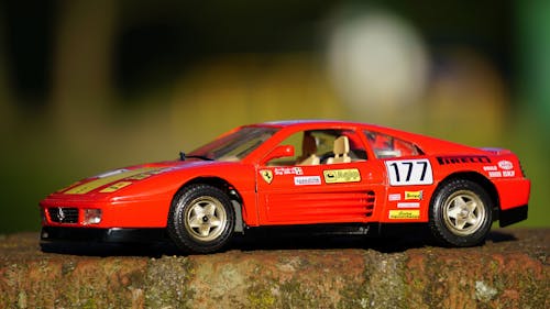 Безкоштовне стокове фото на тему «Ferrari, іграшковий автомобіль, мініатюрний» стокове фото