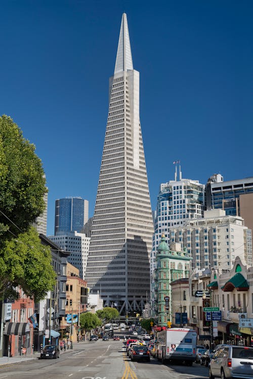 The Transamerica Pyramid in California 