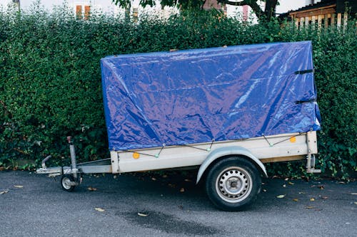 Free A Movable Trailer on the Roadside Stock Photo