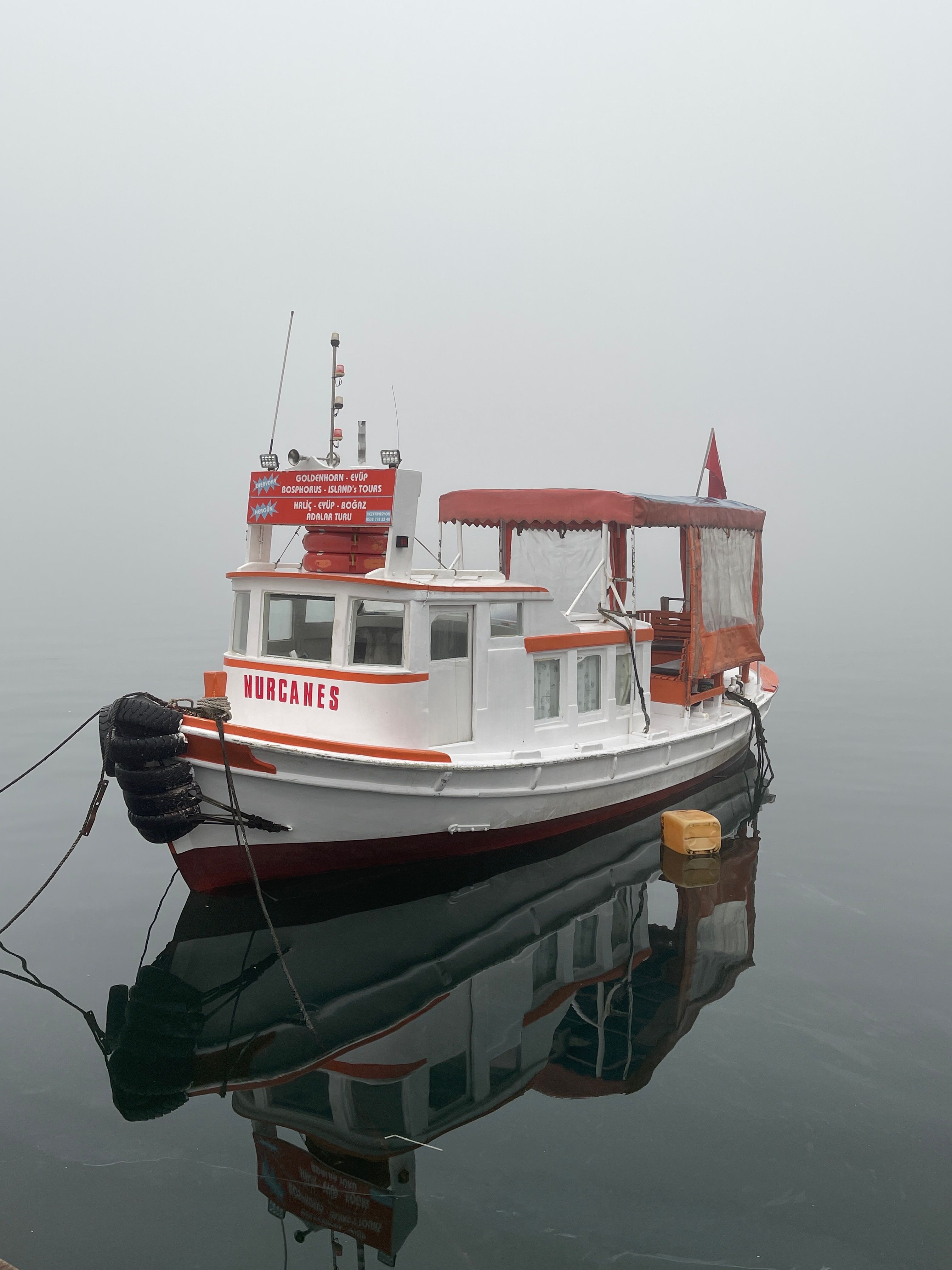 Red and White Boat on Sea · Free Stock Photo