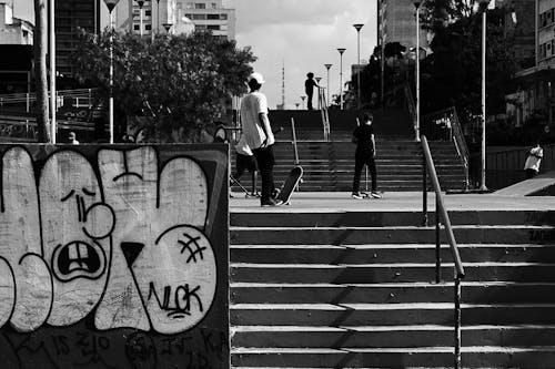 Fotobanka s bezplatnými fotkami na tému koliesková korčuľa, námestie, Sao Paulo