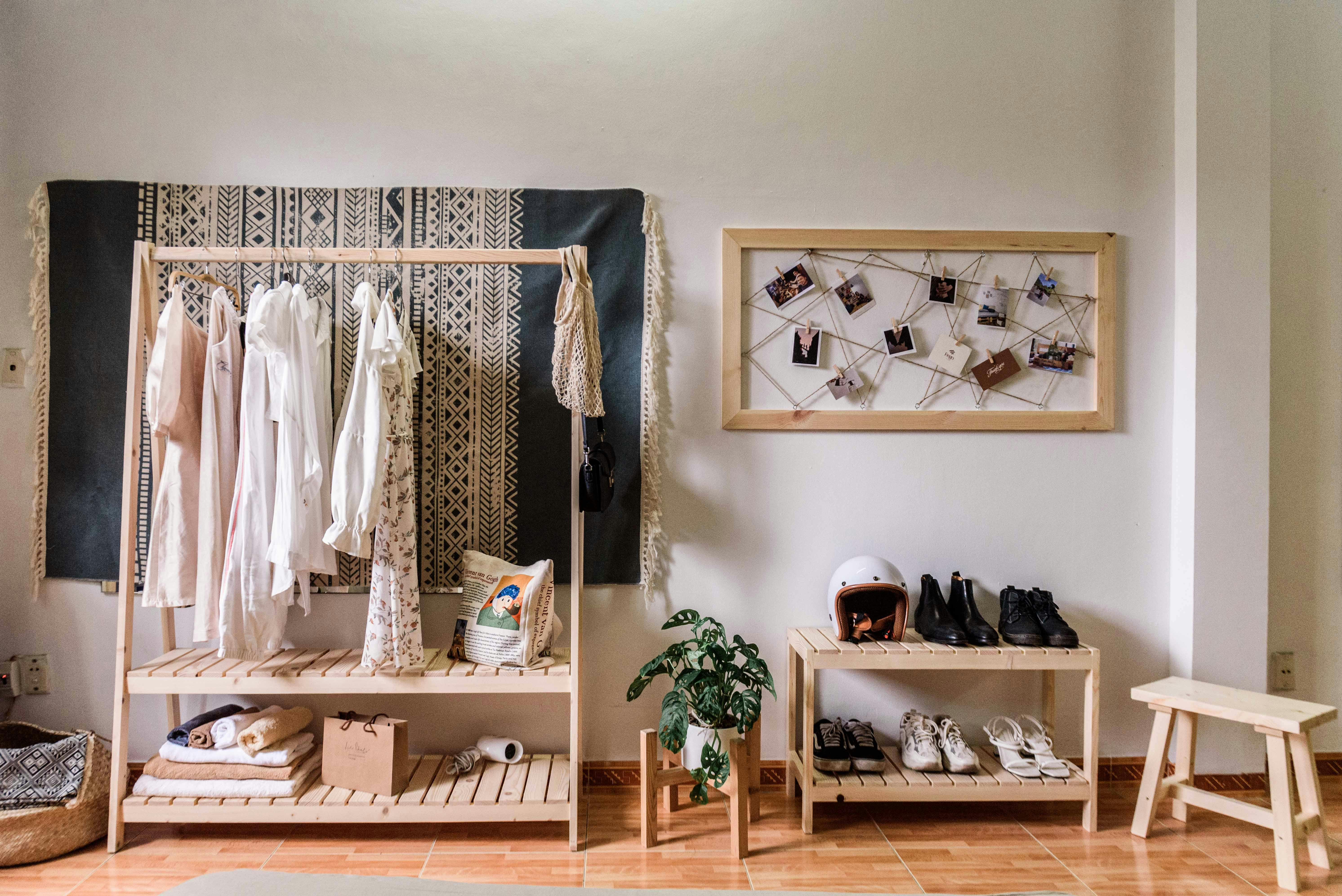 fashion wardrobe website — Photo by Tâm Ngô on Pexels