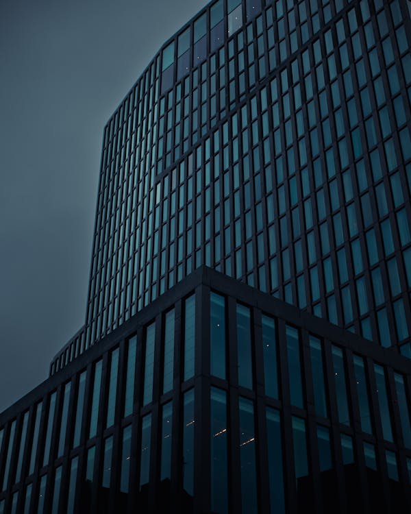 Free Low Angle Shot of Glass Building Stock Photo