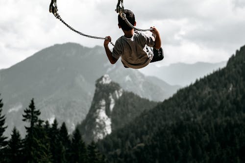 Бесплатное стоковое фото с авантюрист, висячий, горы