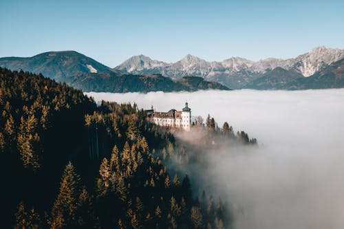 bezplatná Základová fotografie zdarma na téma Alpy, budovy, denní světlo Základová fotografie