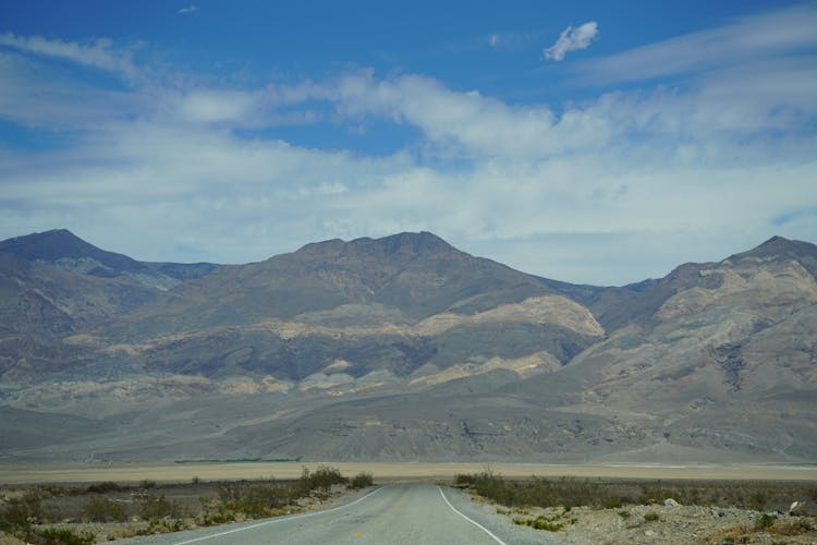 Road And Mountain Range In Death Valley, California, United States 