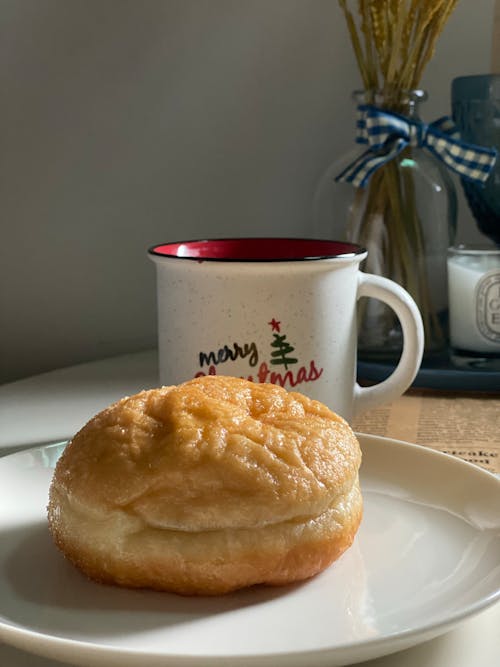 Free stock photo of classic donut, coffee, cozy
