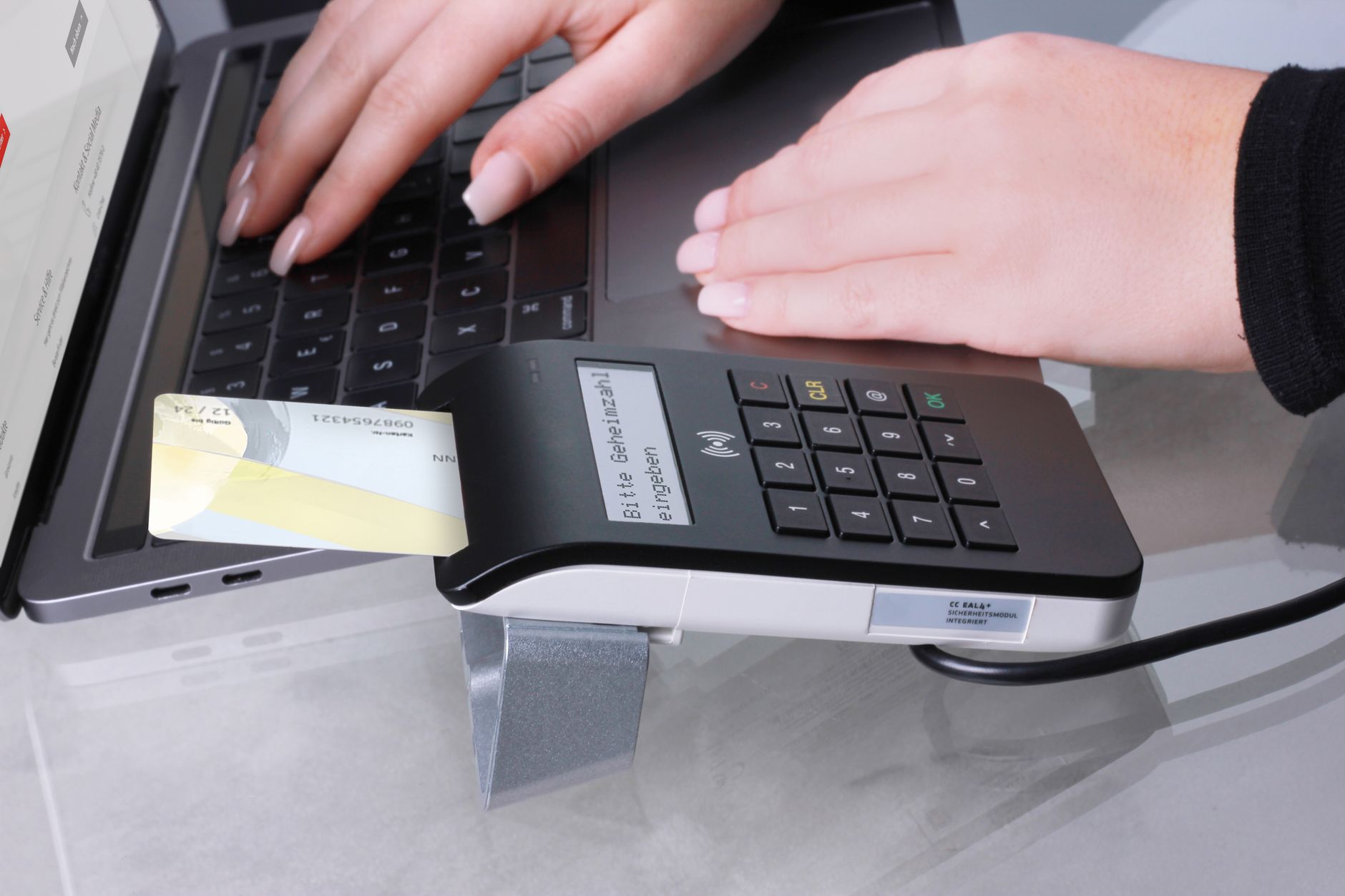 stripe vs lemon squeezy — Stripe vs Lemon Squeezy for indie SaaS
