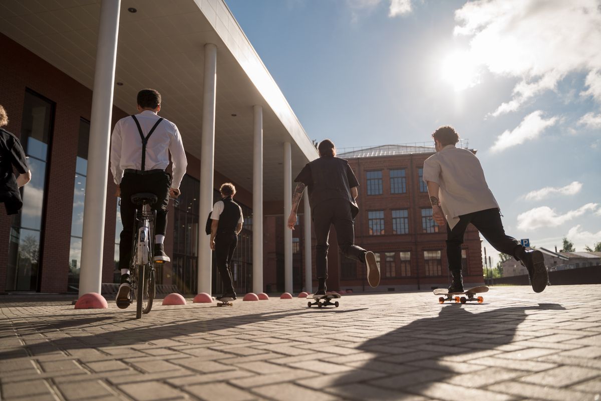 student moves in Quarter — Student Moves in Quarter — the working end of the job