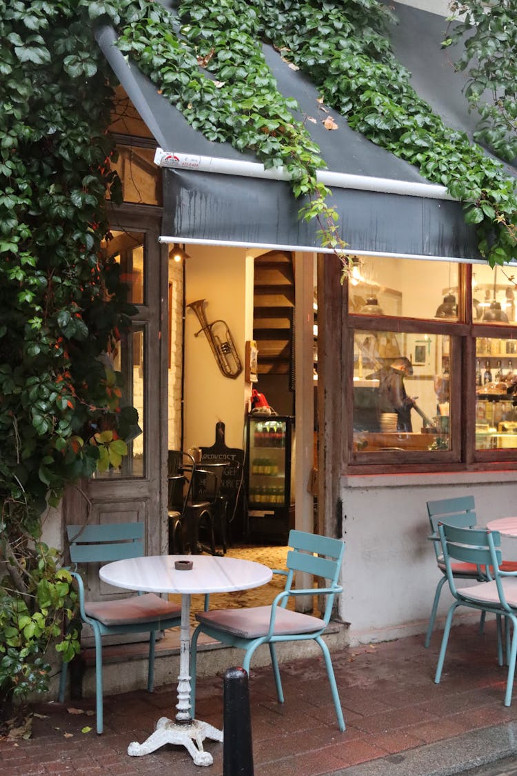 Outdoor Sitting Of A Restaurant 