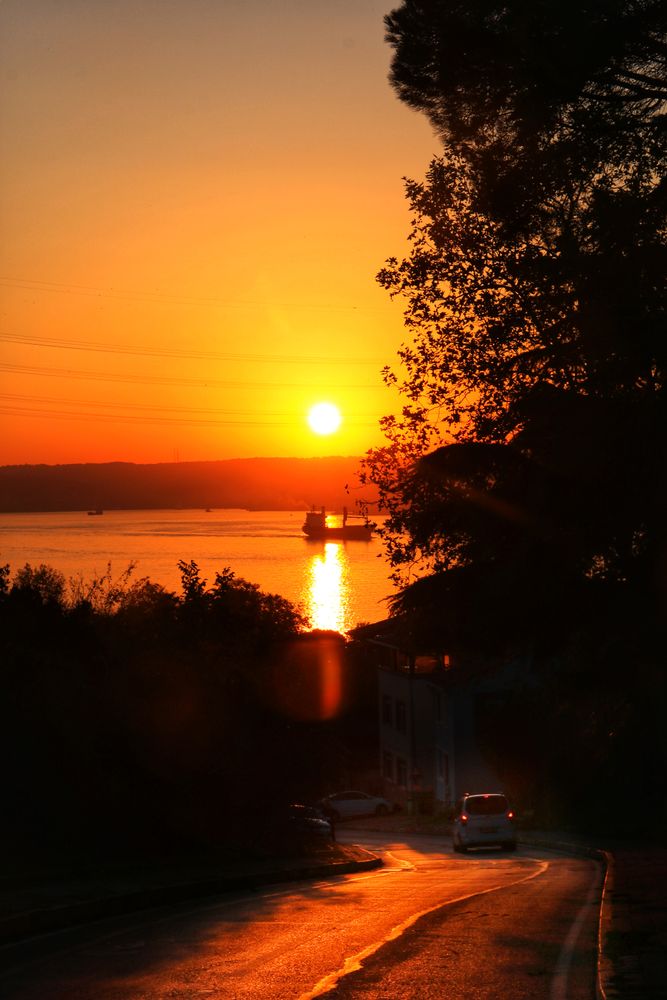Sun Moving Photos, Download The BEST Free Sun Moving Stock Photos & HD ...