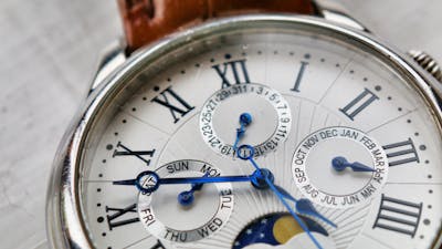 Reloj elegante 4