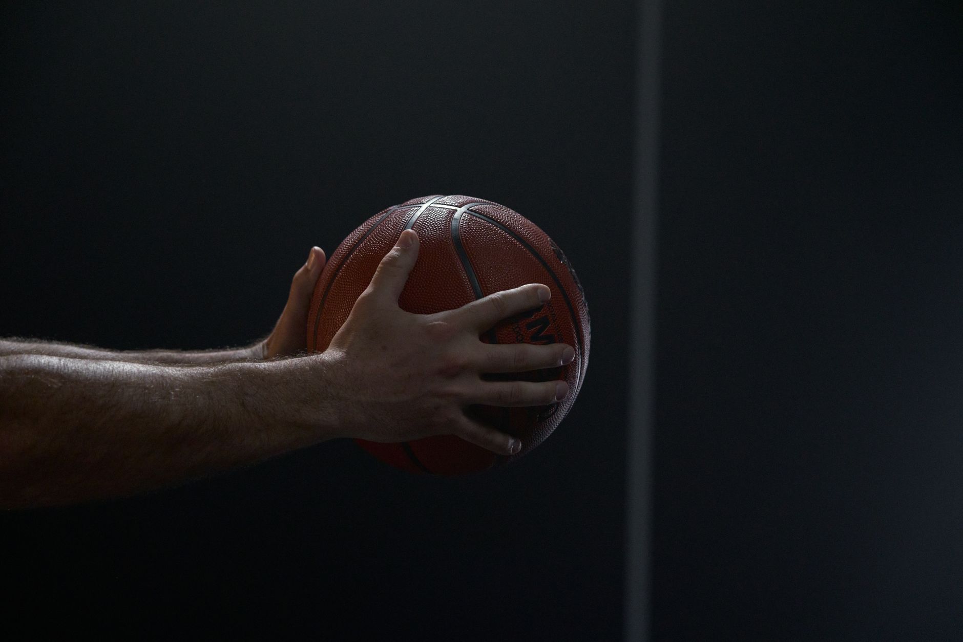Basketball Bracket: Build the Final Round
