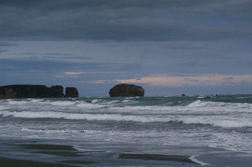 Бесплатное стоковое фото с вода, волны, закат