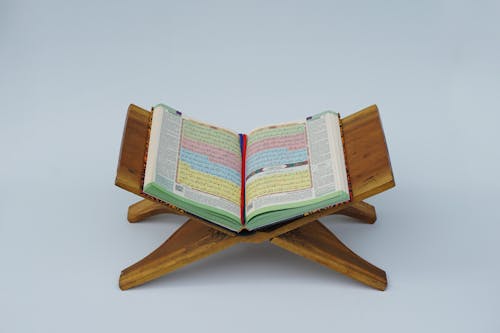 Fotos de stock gratuitas de de madera, islam, libro