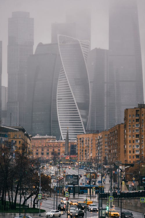 Fotobanka s bezplatnými fotkami na tému architektúra, autá, budovy