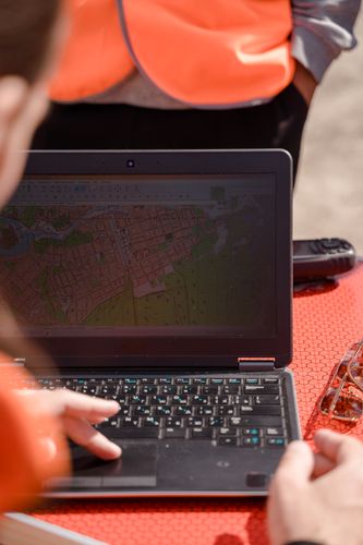 ordenador portatil, escritorio, tecnologia, catastro, oficina