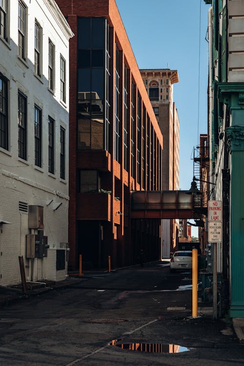 垂直拍摄, 城市, 巷弄 的 免费素材图片