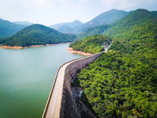 Bridge on a Reservoir