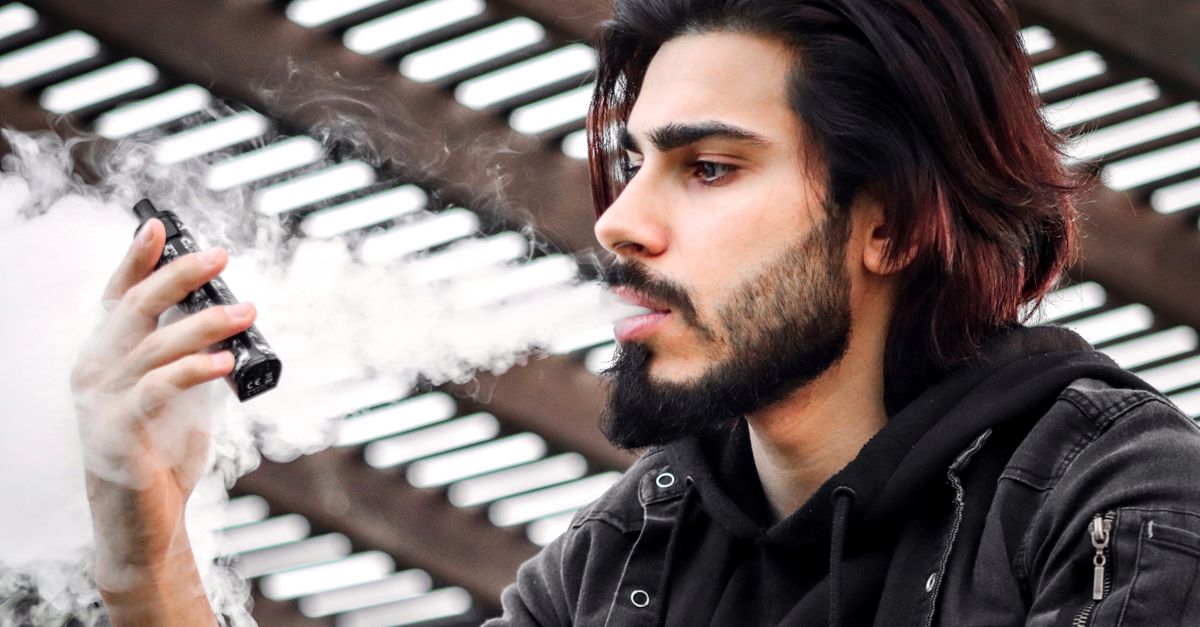 vapes