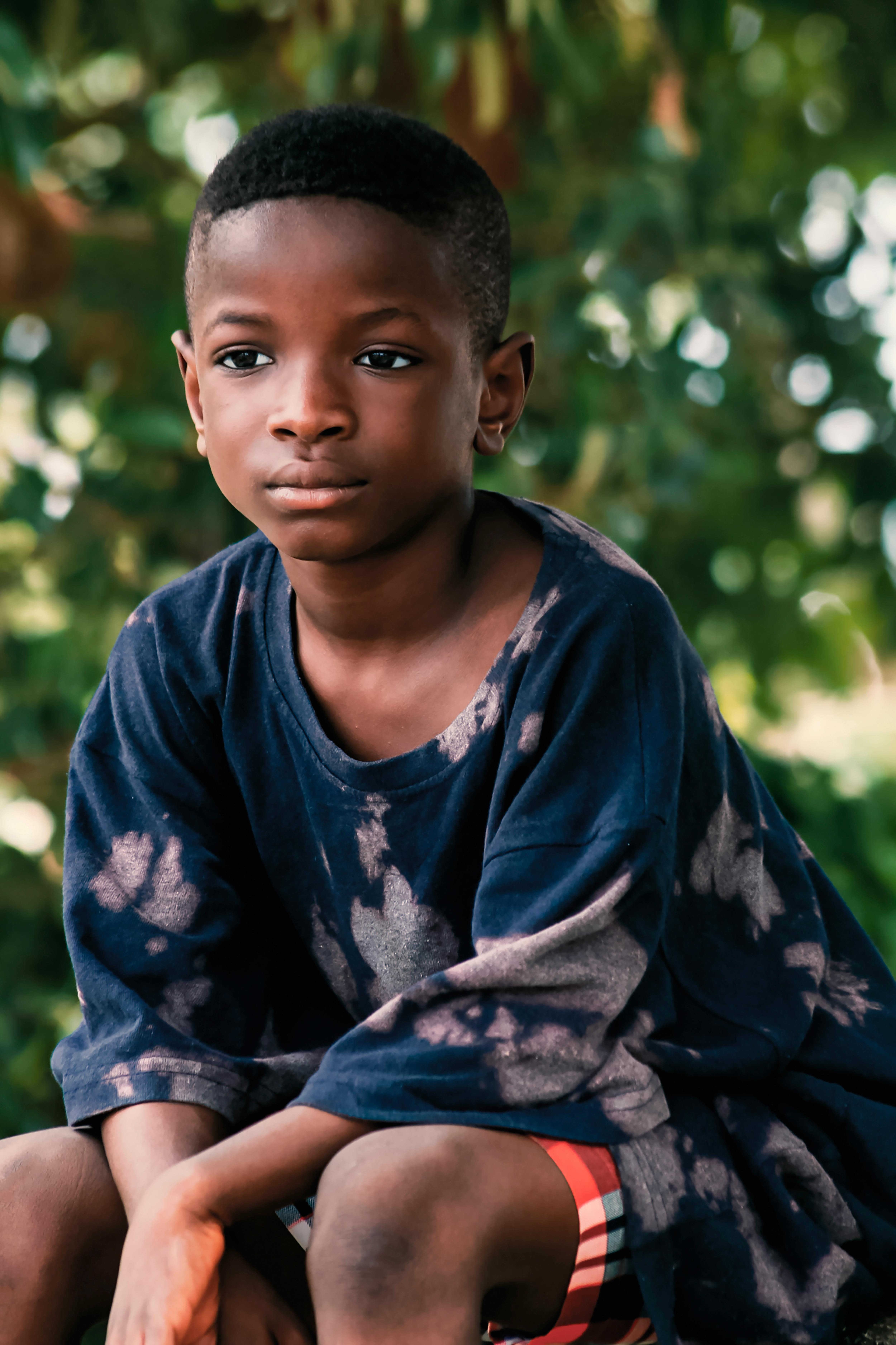 Young Children Converge Together · Free Stock Photo