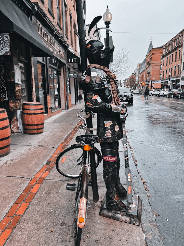 Statue Of A Knight On A Street 