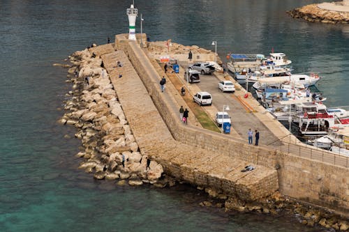 Fotos de stock gratuitas de atracado, ayuda a la navegación, barcos