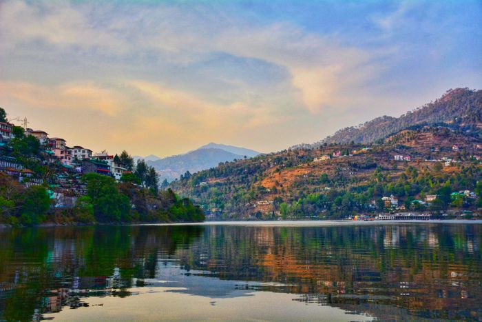 Kashmir: Srinagar-Gulmarg-Pahalgam — Kashmir