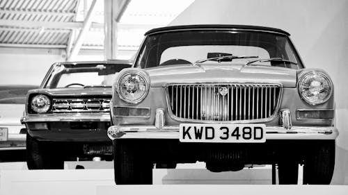Free Grayscale Photo of Vintage Cars Stock Photo