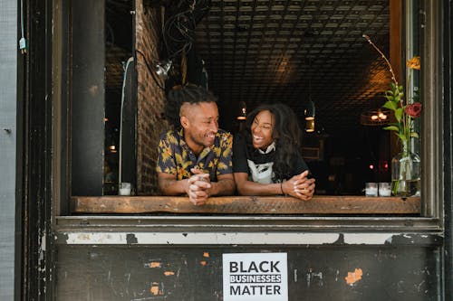 Бесплатное стоковое фото с афро-американец, бар, бизнес-леди