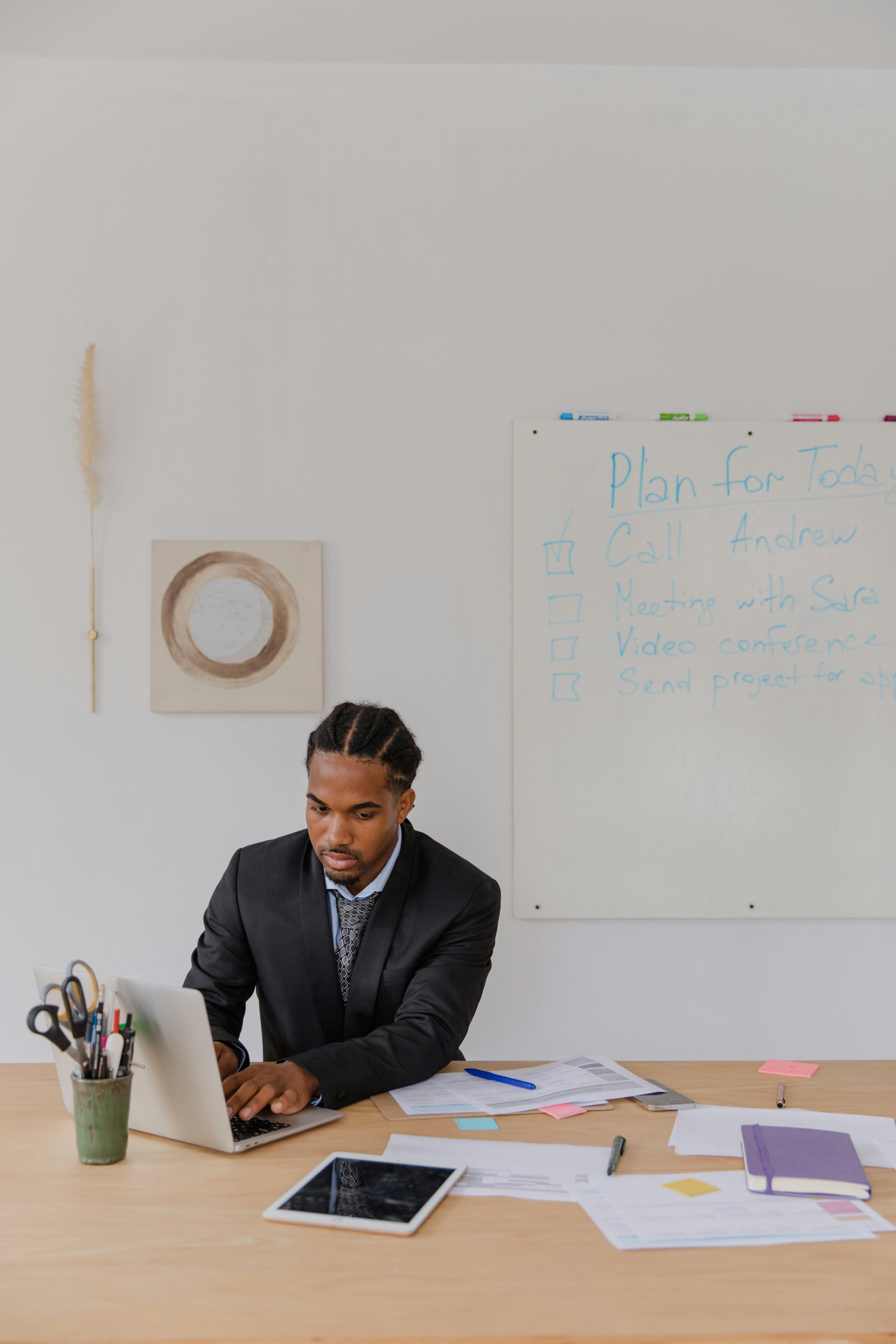Cadeira de escritório Sittz — espaço corporativo