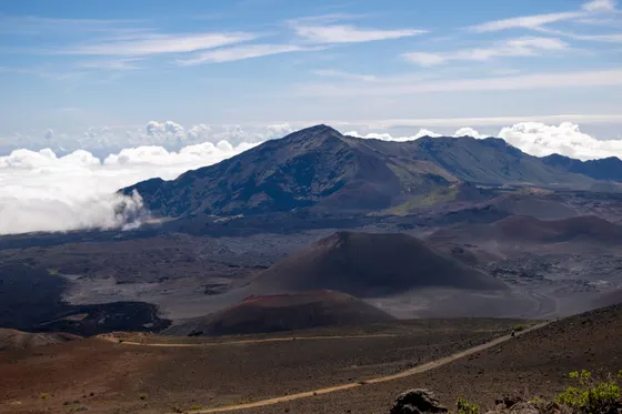The Sliding Sands Trail descending into the Haleakala crater