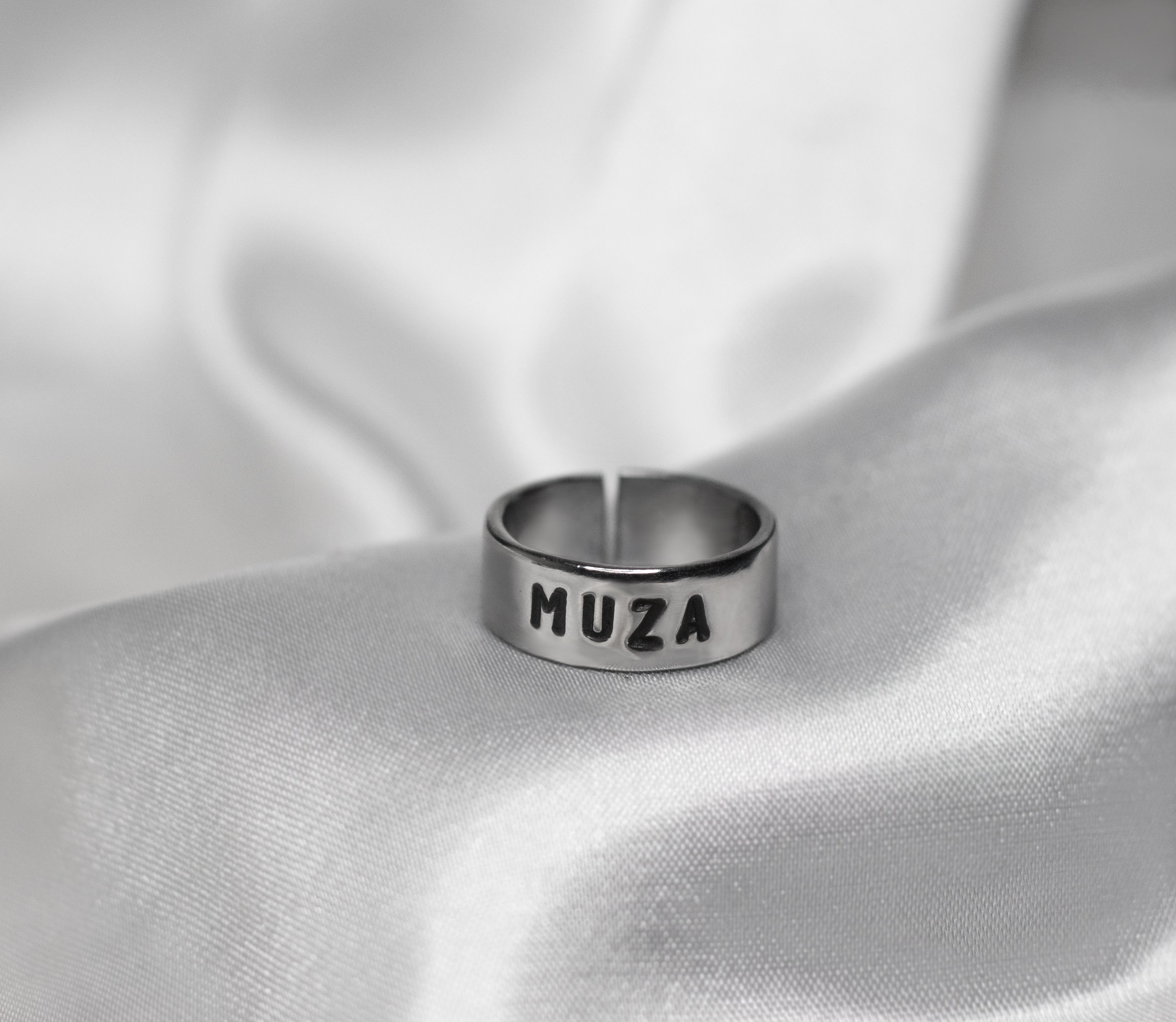ring with a humorous inscription - short engraving quotes for him