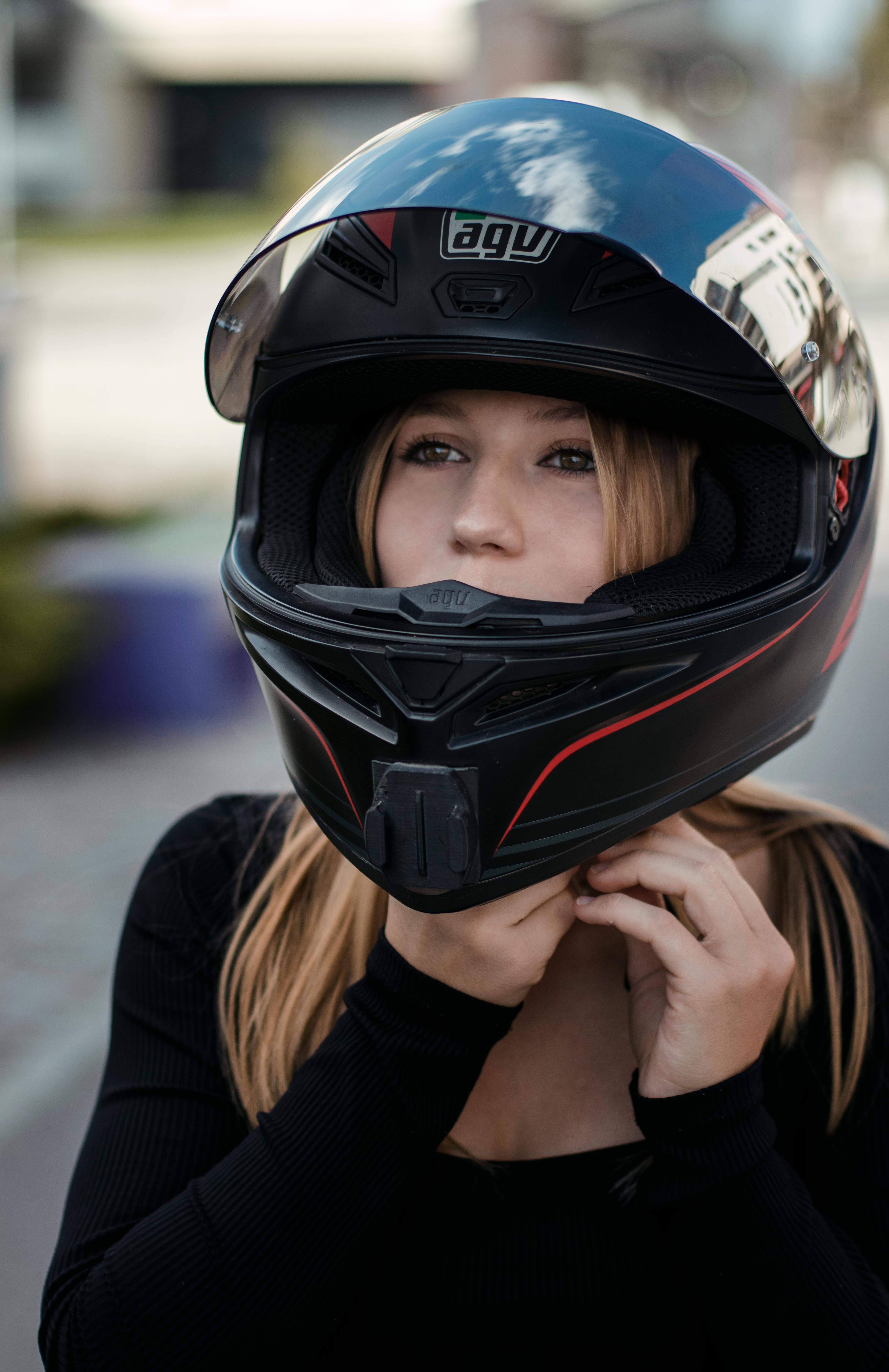 9,398+ Best Free Motorcycle helmet Stock Photos & Images · 100% Royalty ...
