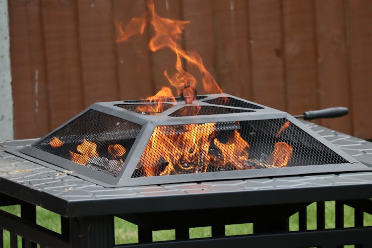 Fire Pit With Metal Lid