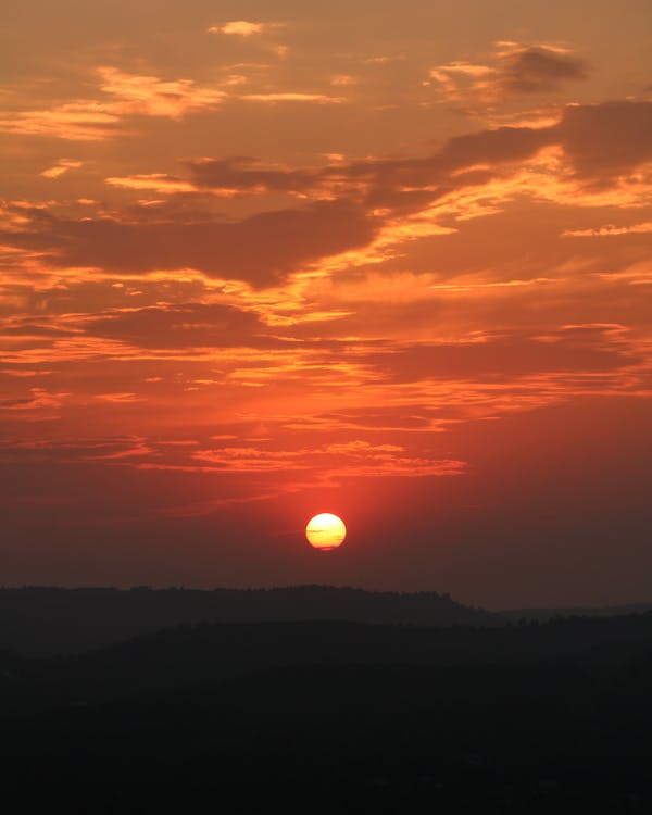 Free Silhouette of Mountains during Sunset Stock Photo