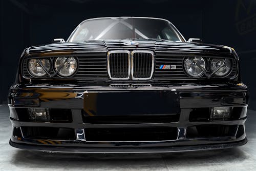 Front of BMW M3 E30