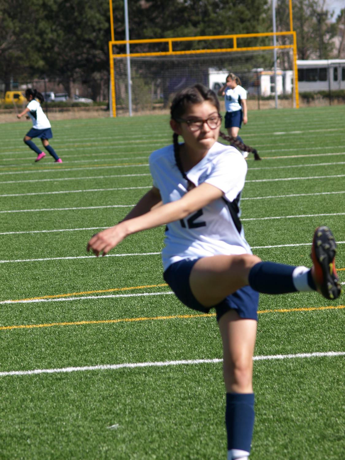 2026绝美迪拜过夜游猎:沙漠星空下的难忘之夜 1 迪拜过夜沙漠星空下的璀璨,帐篷营地与远处的沙丘。