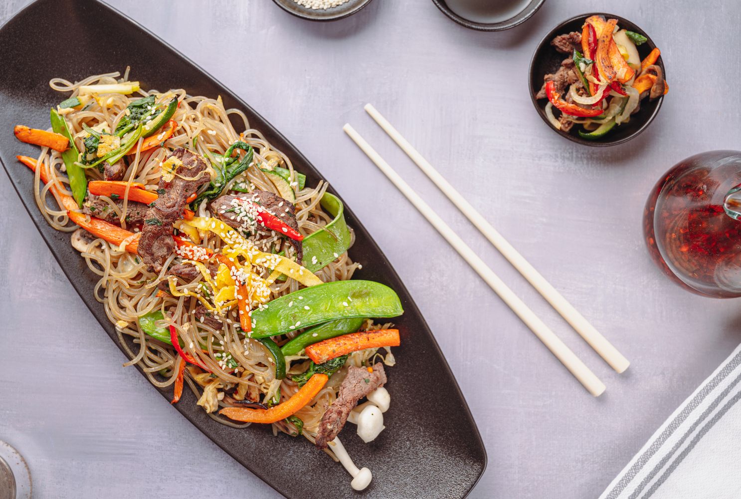 Crispy Rice Cake Stir-Fry with a Soft Egg