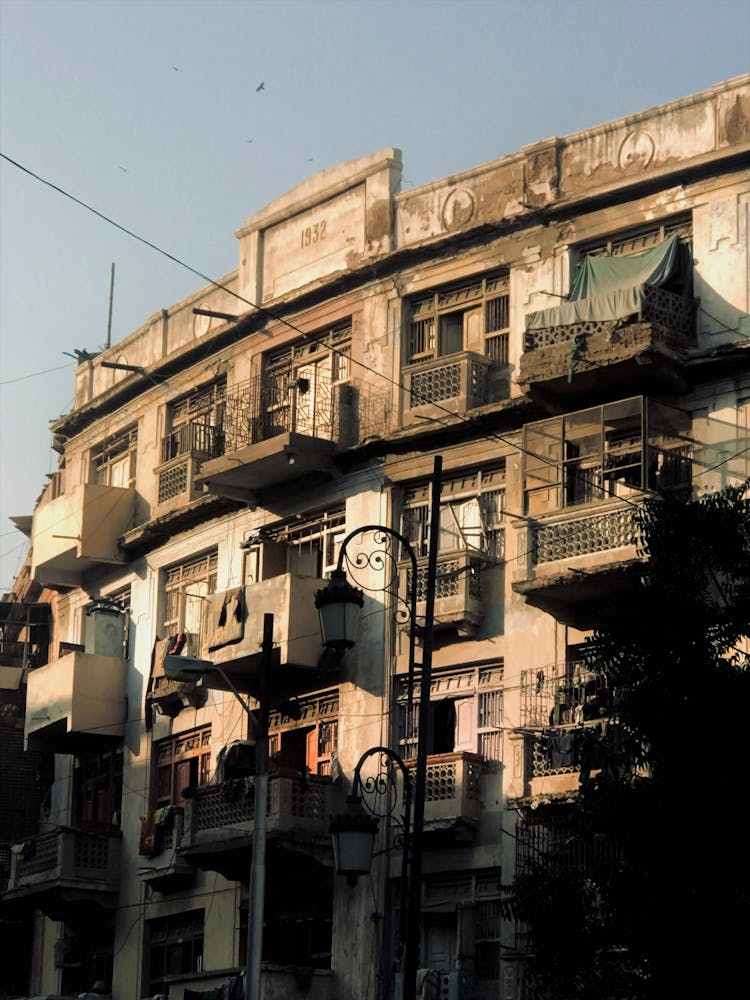 Building In A Street In Karachi