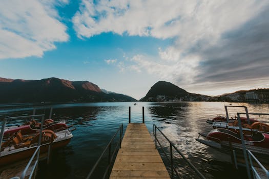 Brown Wooden Dock · Free Stock Photo